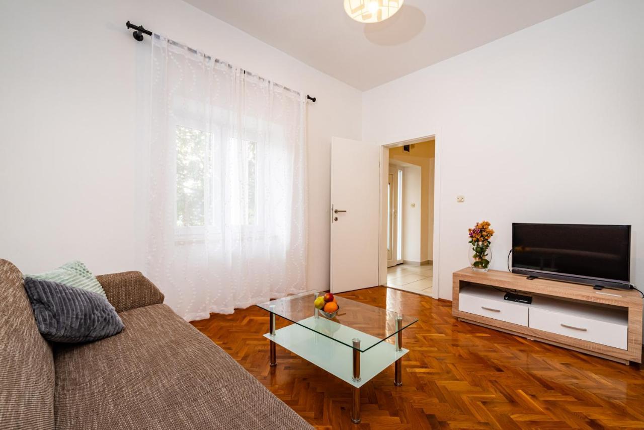 Apartment Eva Maslenica Exteriér fotografie
