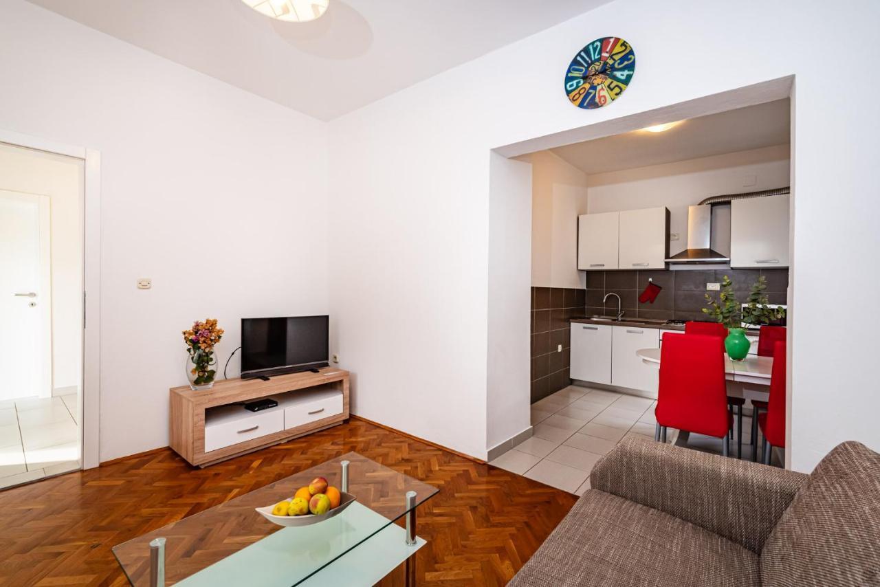 Apartment Eva Maslenica Exteriér fotografie